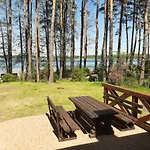 Nyaraló Dom Pod Sosnami *