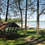 Dom Pod Sosnami Nyaraló Narty