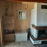 Nyaraló Dom Pod Sosnami Narty