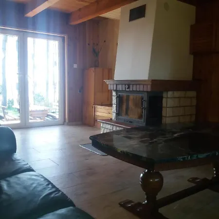 Dom Pod Sosnami Narty