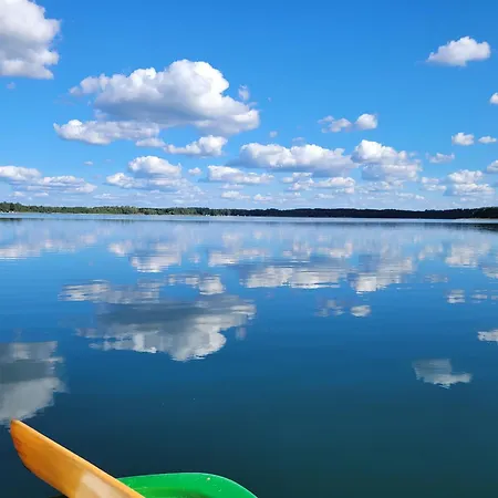 Dom Pod Sosnami בית נופש *